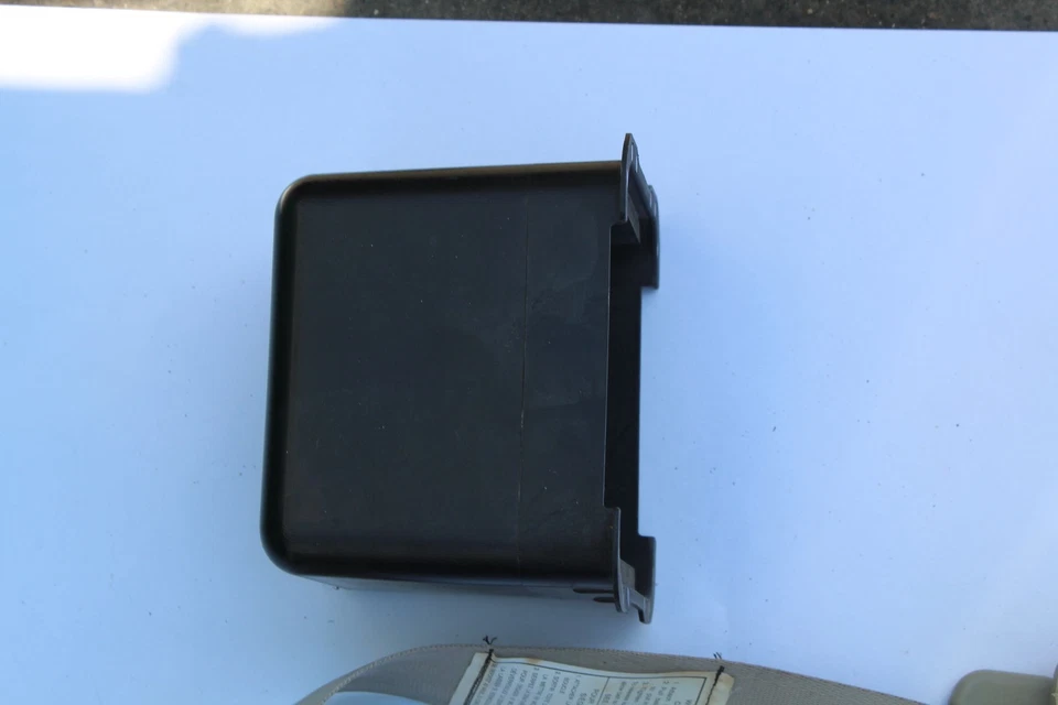 Infiniti G35 2003-2004 sedán cinturón de seguridad central trasero arnés retractor K2869 Foto 4 de 4