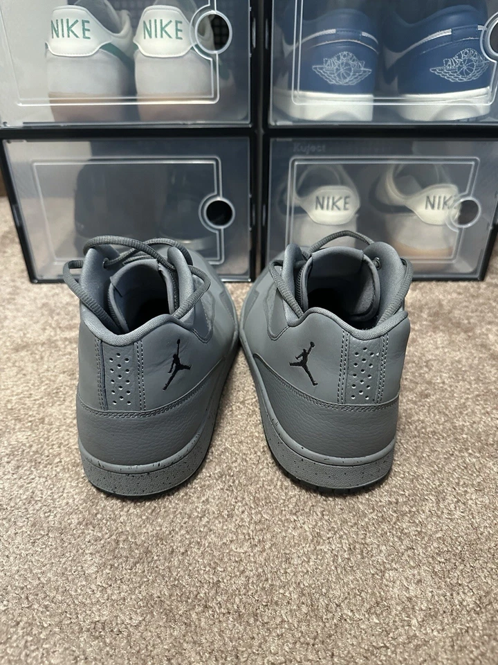 Jordan Executive Low Premium Cool Grey Foto 4 de 4