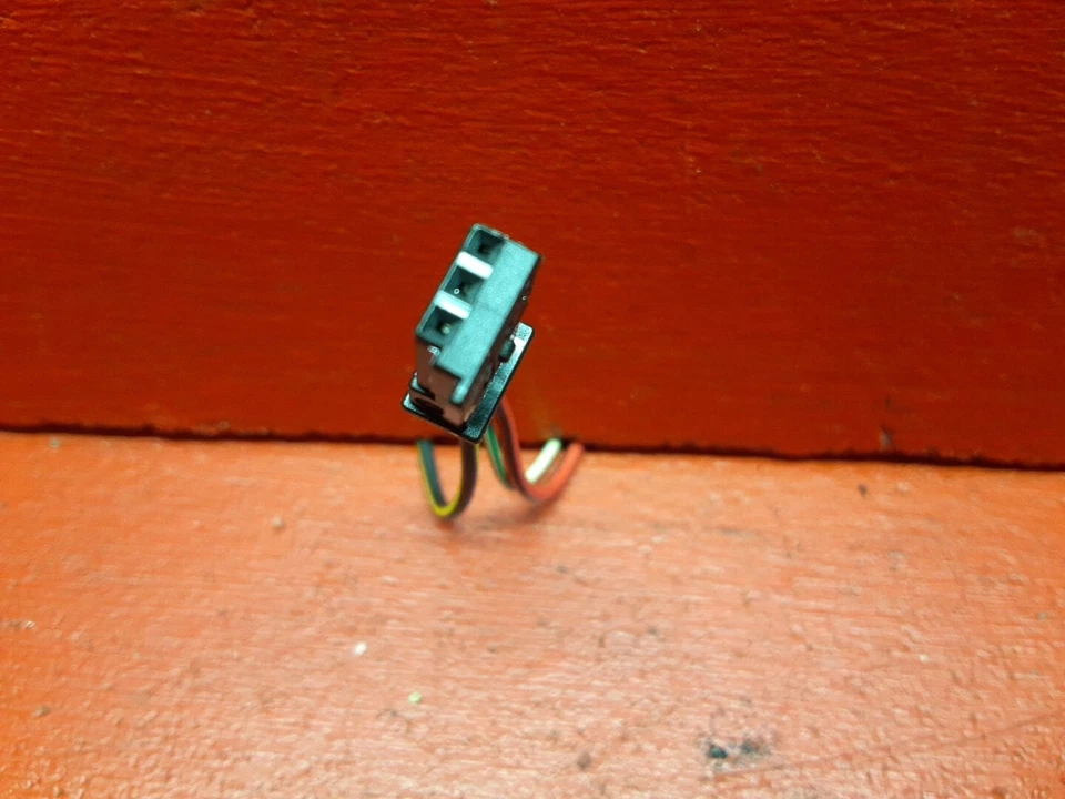 2007 Volvo V50 Ignition Switch PIGTAIL ONLY - Image 4 of 4