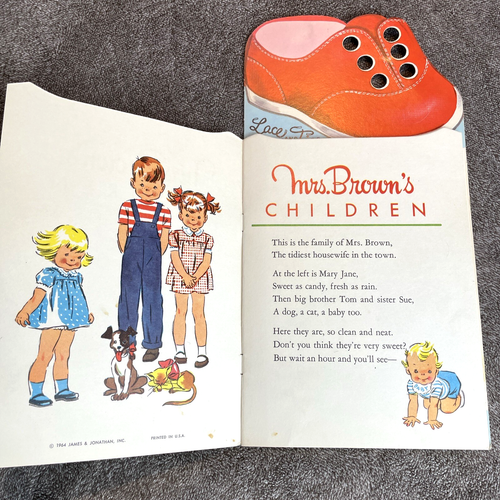 Vintage 1964 Mrs. Brown's Children: See and Do Book Lace and Tie Book Activity - Bild 3 von 7
