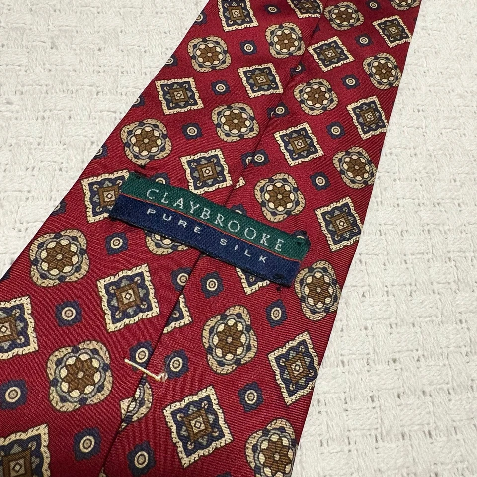 Corbata geométrica de seda hecha a mano Claybrooke vintage para hombre Foto 2 de 4
