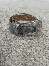 Preços baixos em Cintos de Couro Tamanho M para Homens