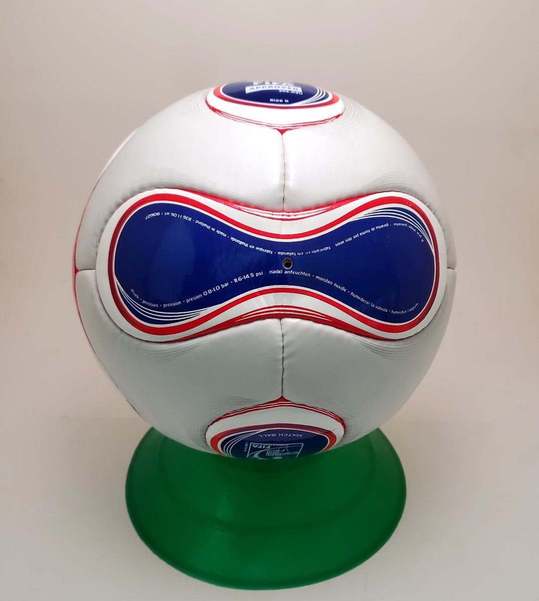 【箱付き未使用】2006年 FIFAワールドカップドイツチームガイスト５号 s-l1200.jpg