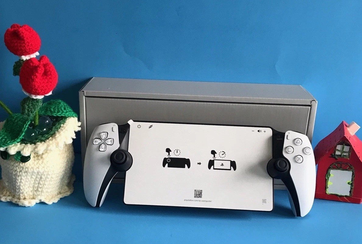 🚨 RED LIGHT SPECIAL🚨NEW Sony PlayStation Portal Remote Player