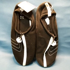 NWT Frisky Black/White Women's Water Shoes Size 7