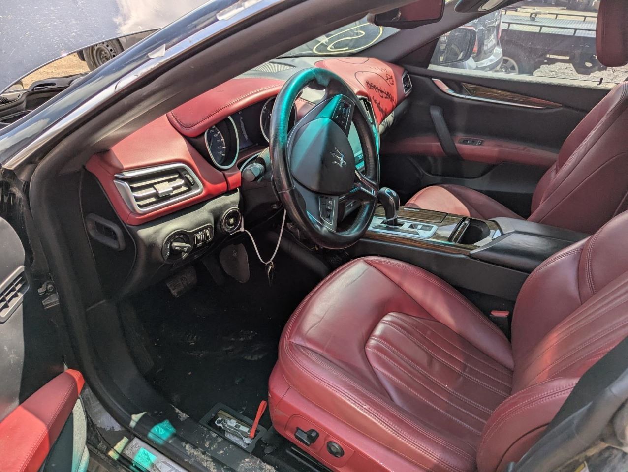 Maserati Ghibli 2015 Front Seats Set