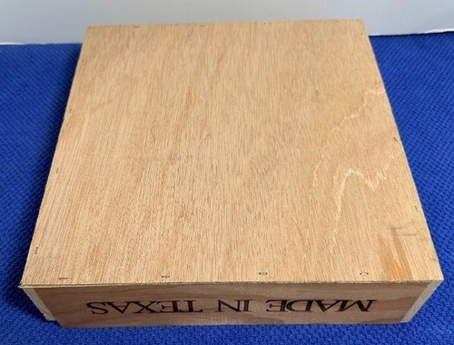 TEXAS Made in Texas Wood Storage Box - Small - Picture 6 of 7
