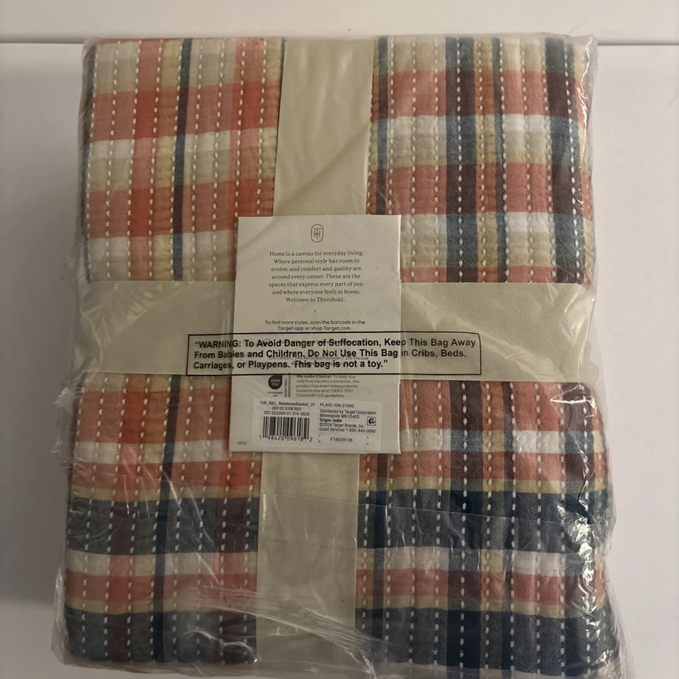 Manta matelasse a cuadros Threshold Spring - Completa/Reina Foto 3 de 4