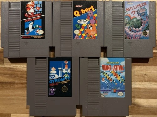Nintendo NES Game Lot 5 Tested Mario Duck Hunt Q*bert Gyromite Millipede Thunder
