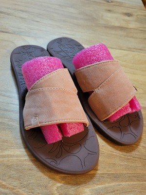 Tan Microfiber Suede Slide Sandals By ROXY. Super Clean Condtn.  Sz 6.5