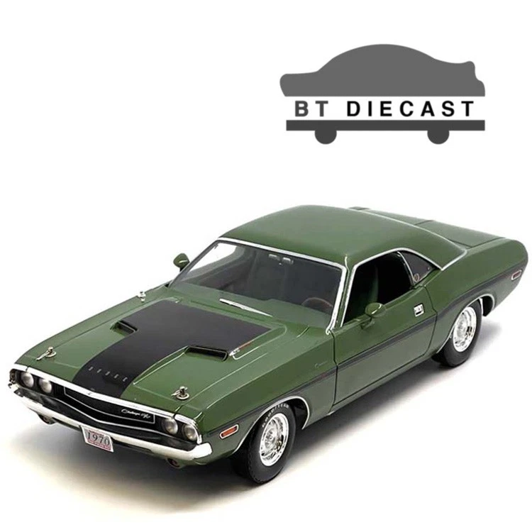 GREENLIGHT, DODGE Challenger 1971 Rouge avec bandes noires, échelle 1