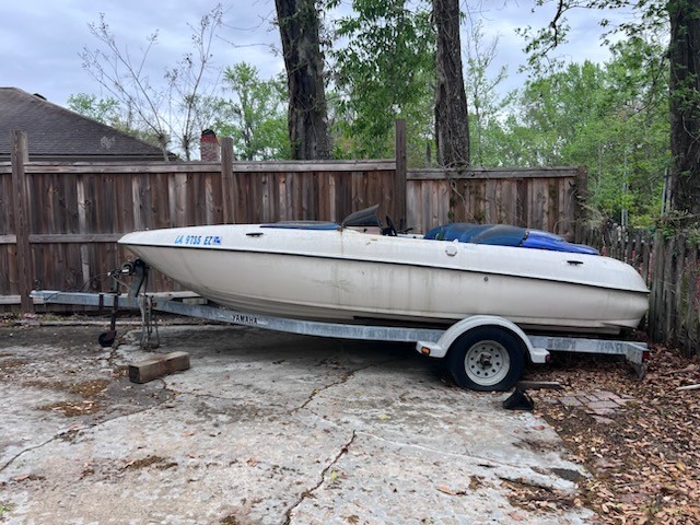 1999 Yamaha, Exciter 17' Powerboat w/ Trailer & Title