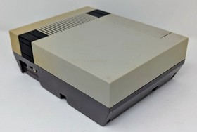 Nintendo NES Control Deck Console Bundle w Box, Guide, Zapper, & Mario - Tested!