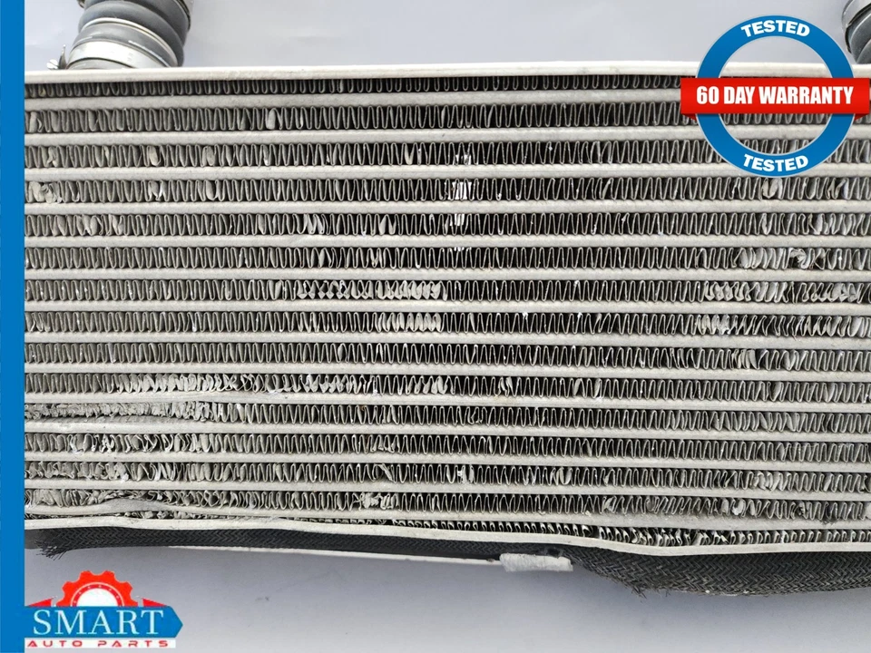 Intercooler turbo Saturn Sky Red Line Pontiac Solstice GXP 2,0 L 07-09 dañado Foto 4 de 4