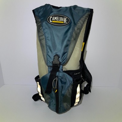 CamelBak Rogue Hydration Pack 2.0 L Blue Gray