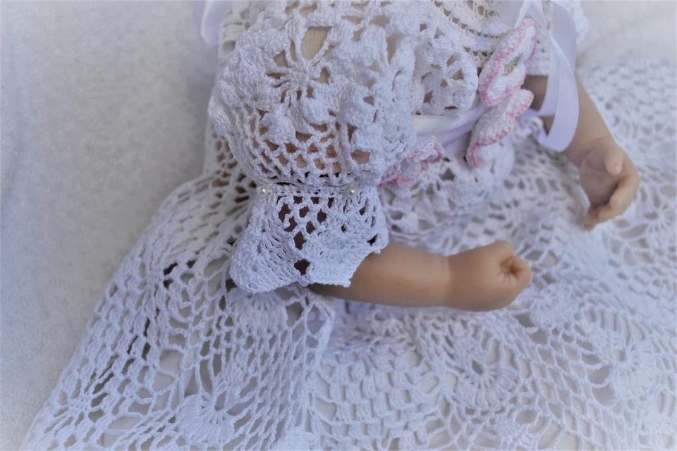 Heirloom Style Christening Crochet Baby Pattern - Image 3 of 4