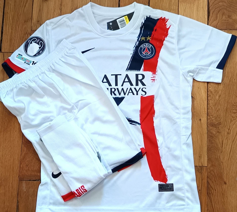 Paris Saint Germain taille 12 ans🔵🔴 PSG Kit Complet 2026 Back to Back - Photo 2/3
