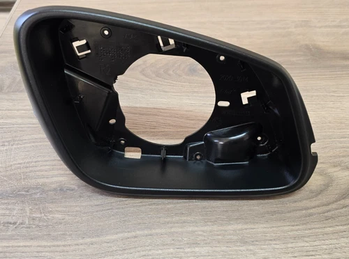 OEM BMW F20 F22 F30 F32 F84 i3 Right Mirror Support Ring Housing 51167284124