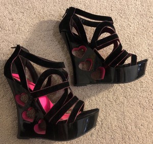 charlotte russe black wedges