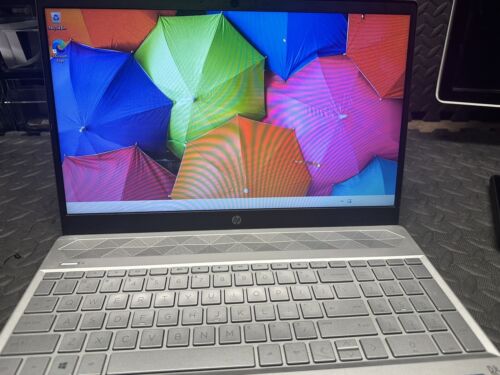 HP Pavilion 15-cs3067st 15.6" (1TB HDD, Intel Core i7-1065G7, 3.9GHz, 8GB... - Picture 1 of 5