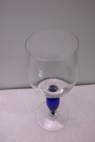 Dansk Amazon Cobalt Blue Bubble Stem Wine Glass 7 7/8 " - Picture 2 of 5