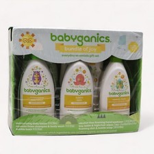 Babyganics Bundle of Joy Everyday Essentials Gift Set