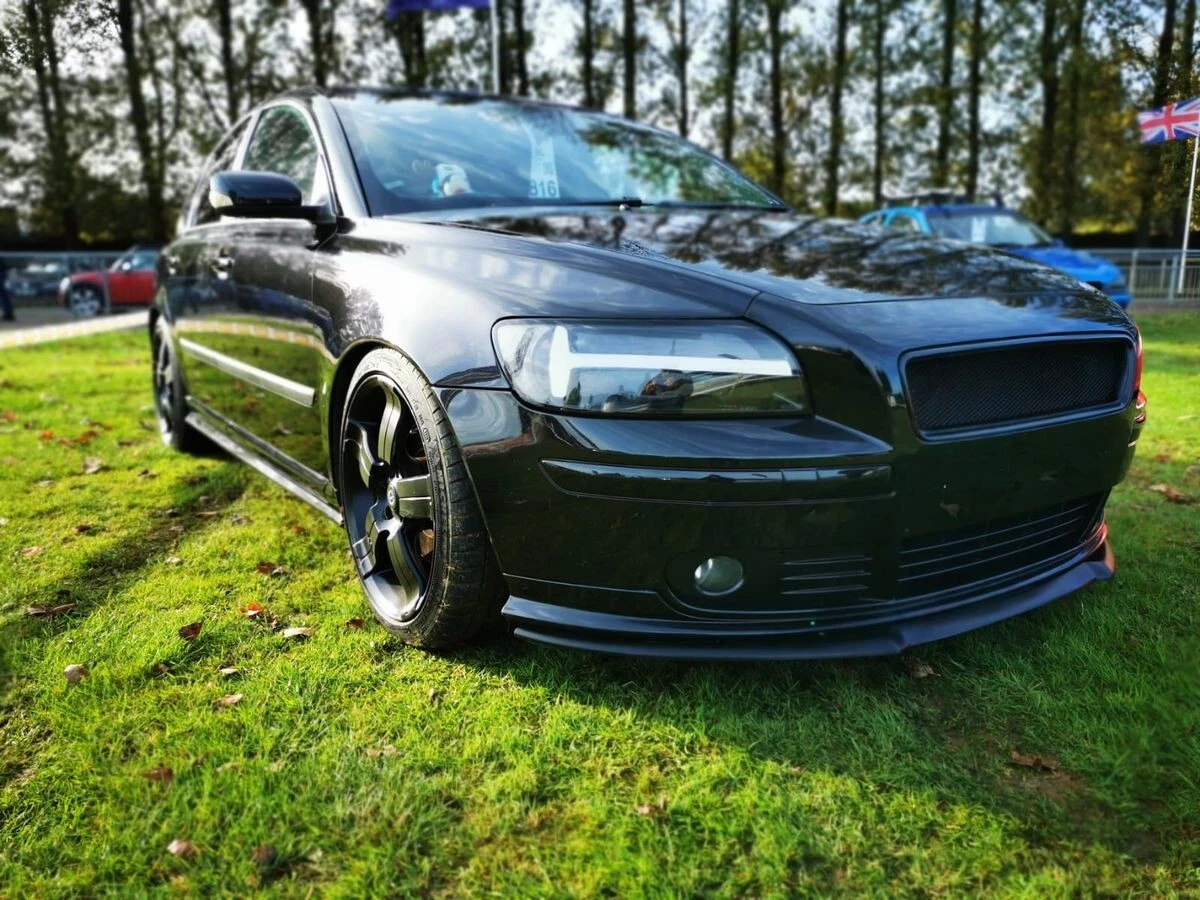 Volvo v50 bumper online