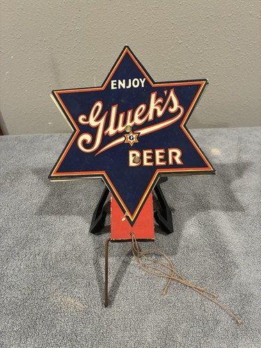 Gluek’s Beer Booth Spinner Brewing Minneapolis Minnesota