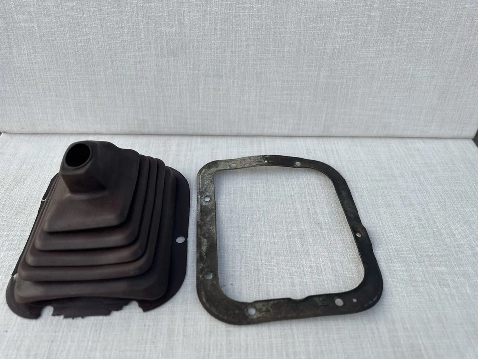 Nissan 1986-1995 camioneta pickup carrocería rígida palanca de cambios manual bota de goma OEM Foto 3 de 4