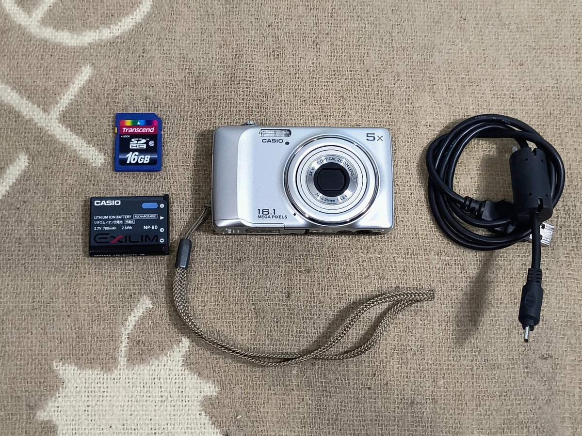 Casio QV-R300 16.1MP Digital Camera - Silver Fully Working Great