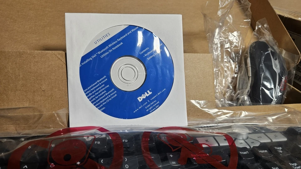 Dell GM952 Bluetooth Wireless Keyboard + Mouse Y-RAQ-DEL2 Multimedia New - Image 4 of 4