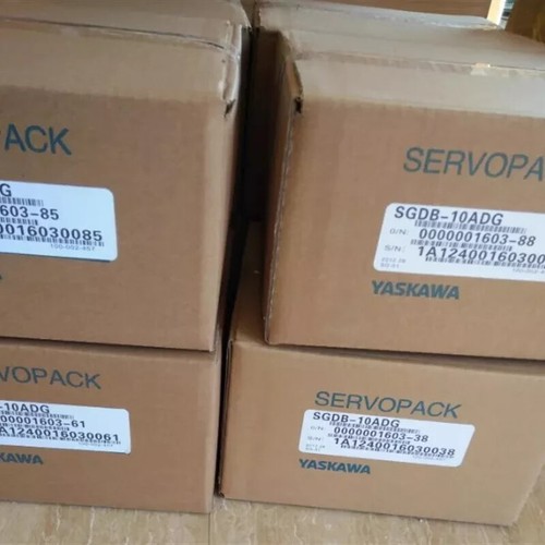 Nuevo servo driver Yaskawa SGDB-10ADG - Imagen 1 de 4