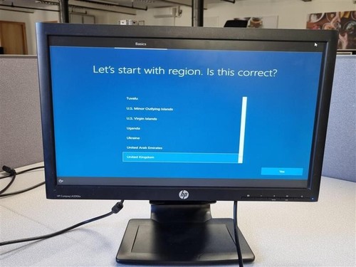 HP Compaq Computer Monitor - used but good condition - Picture 2 of 4
