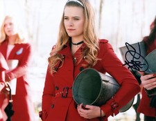 Tiera Skovbye Signed Autographed 8x10 Photo RIVERDALE Summer of 84 Actress COA