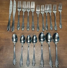 Hampton Silversmiths Stainless Steel IMPRESSIONS MIRROR flatware lot of 19 pcs