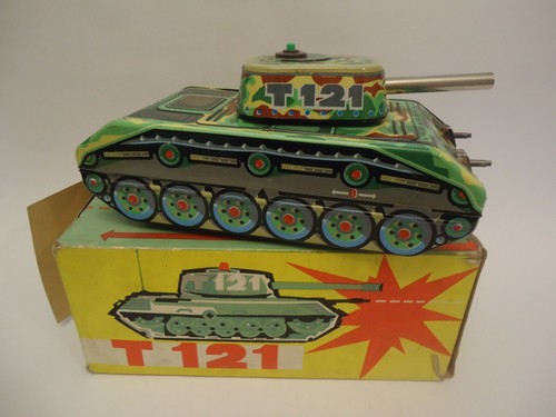Vintage KDN Czechoslovakia Wind Up Litho Military Tin Toy Tank 121 + BOX - Picture 2 of 10