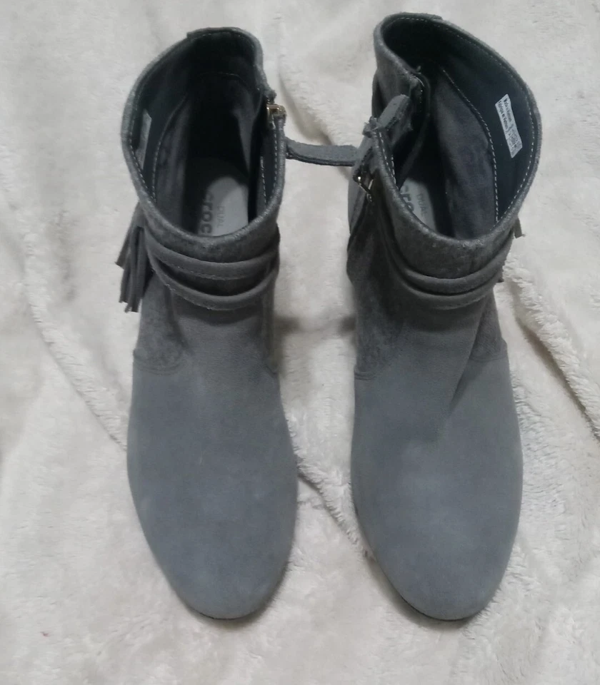 Crocs Mujer Gris Gamuza Cremallera Lateral Borla Botines Talla 7.5 Foto 3 de 4