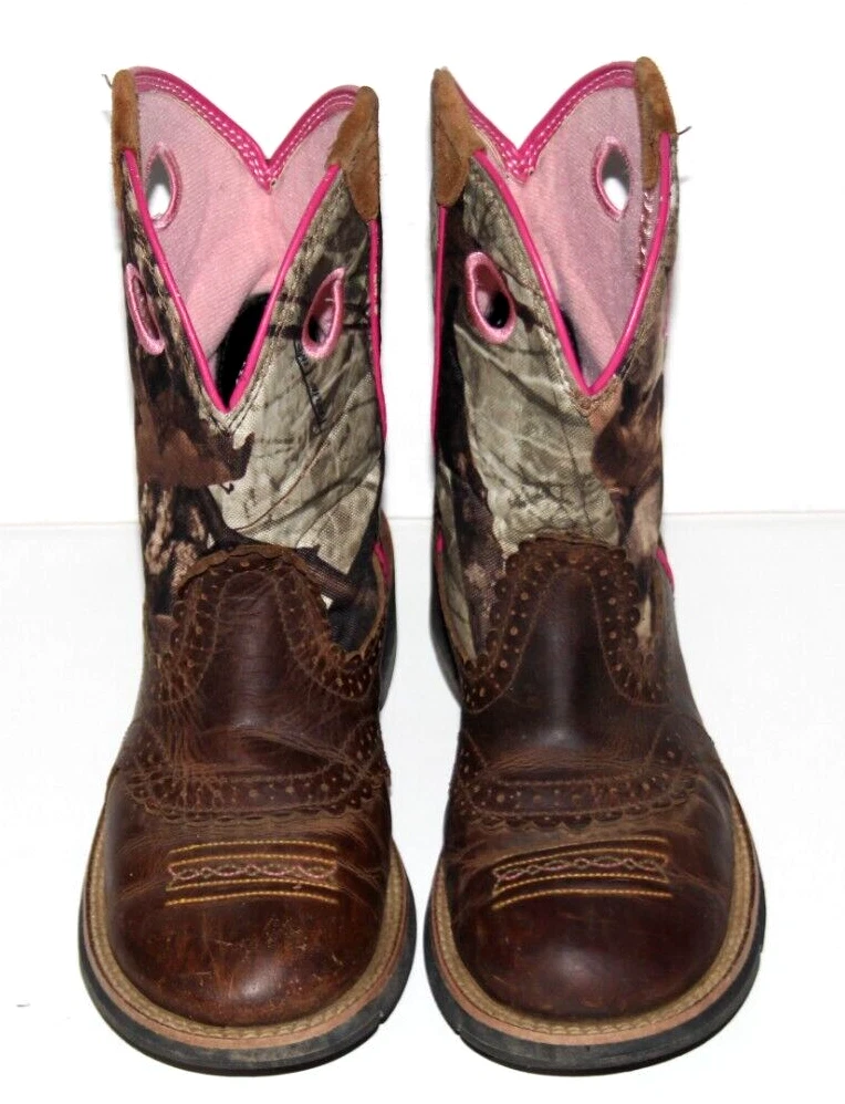 Pink camo cowboy boots hot sale