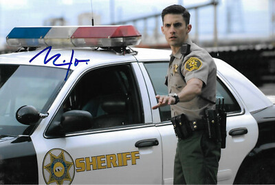 Milo Ventimiglia Autogramm signed 20x30 cm Bild