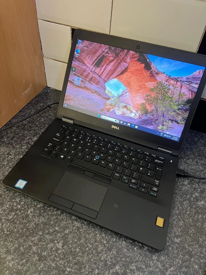 Dell Latitude E7470 14inch ( 256GB SSD Intel Core i5 6th Gen. 2.6GHz 8GB ) - Image 3 of 4