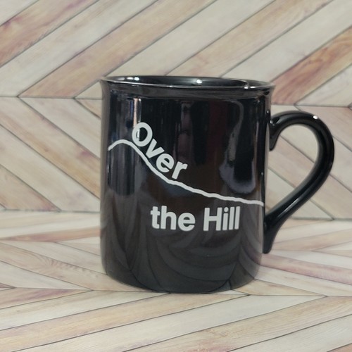 Taza de café “Over The Hill” té sello negro vintage -- - Imagen 1 de 7