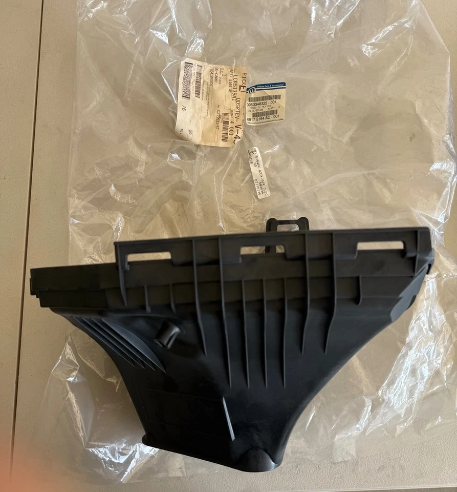 2015-2023 OEM MOPAR Dodge Challenger SRT392, caixa de entrada de ar e tubo - Imagem 2 de 4