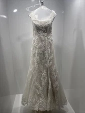 Oleg Cassini Wedding Dress Size 6 Ivory Lace A-Line Bridal Gown Sleeveless