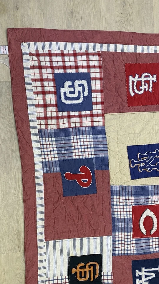 棒球被 Pottery Barn Kids MLB 全国联盟拼布毯 82x65 英寸 — 第 2/4 张图片