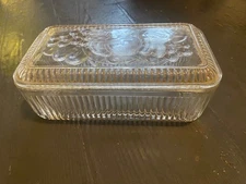 vintage Federal Glass clear ribbed rectangular refrigerator dish with an embosse