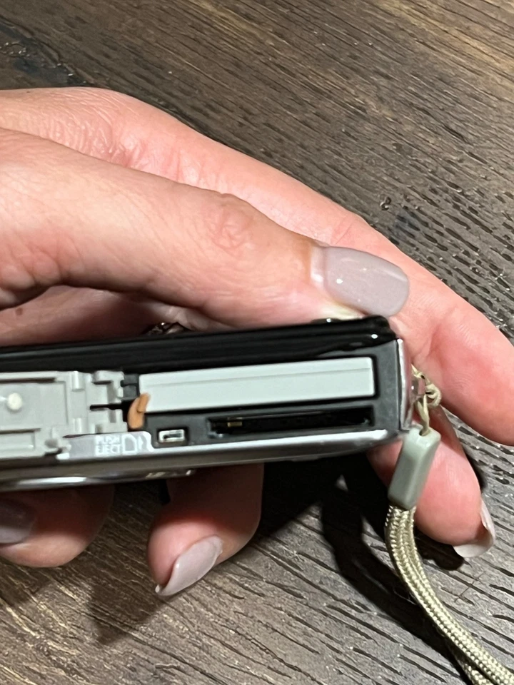 Canon PowerShot SD630 цифровой ELPH - Изображение 4 из 4