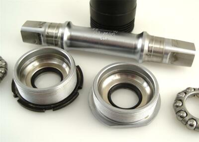 DURA-ACE BB-7400 ボトムブラケット M36 x 24T EXC Shimano DURA ACE BB-7400 Bottom Bracket 36x24t 113mm