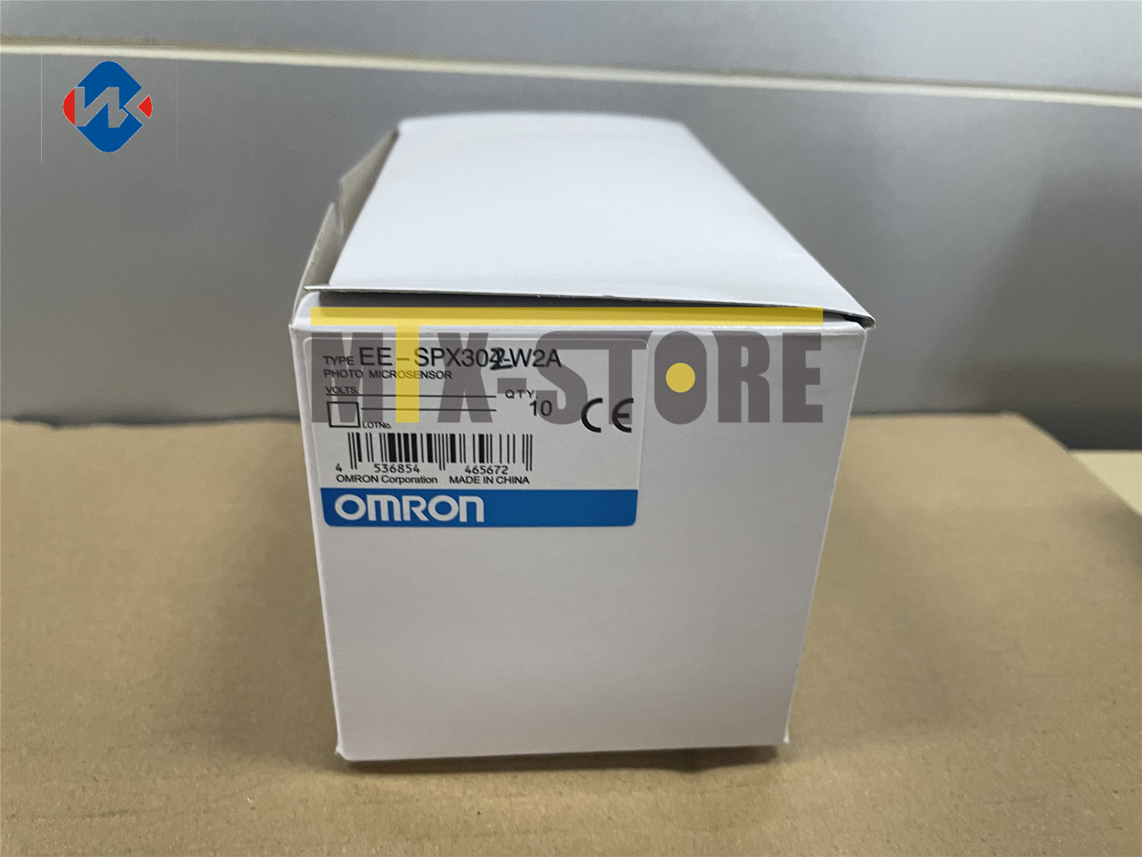 1PC  Omron Brand New Photoelectric Switch EE-SPX302-W2A EESPX302W2A