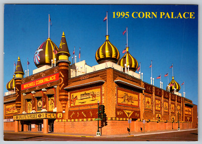 1995 Mitchell Corn Palace South Dakota Wonders Postcard