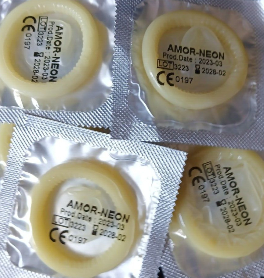 10 x NEON Kondome von Amor – Leuchtende Präser Fun